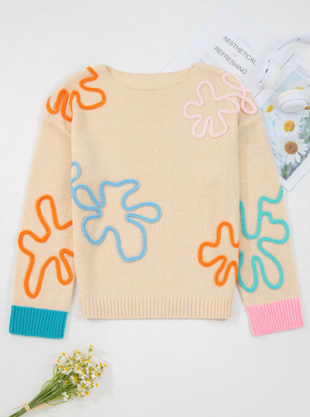 Jet Stream Contrast Flower Detail Colorblock Cuffed Loose Sweater